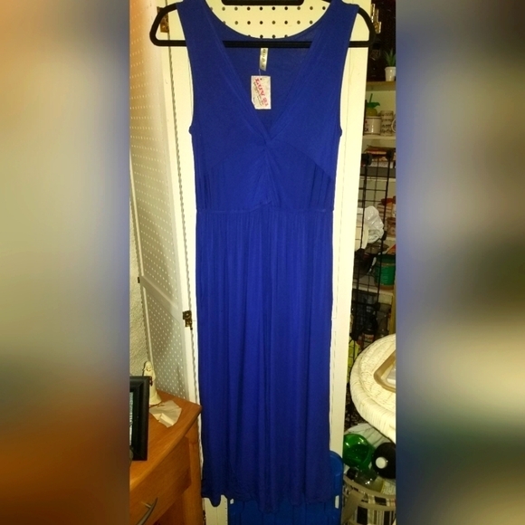NWT  Luv21 blue sleeveless romper - Picture 1 of 5